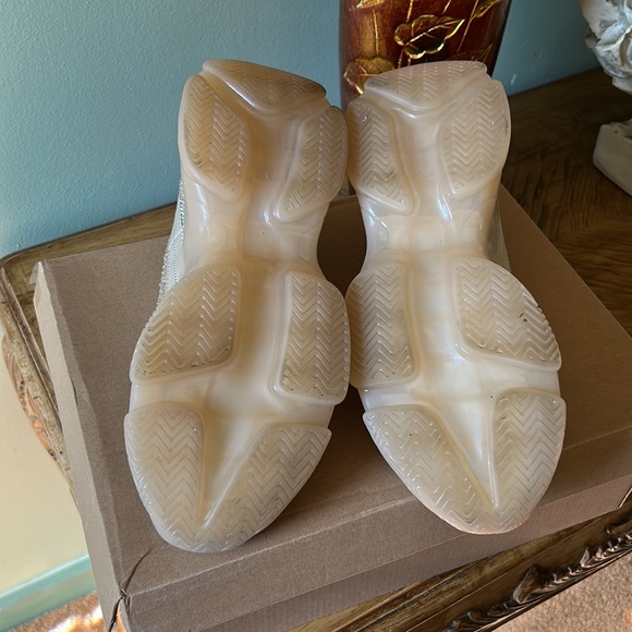 Steve Madden Maxima Sneakers - Picture 5 of 5